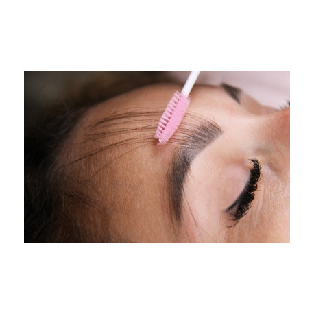 Extension des sourcils, offrez-vous une ligne de sourcils naturelle et parfaite !